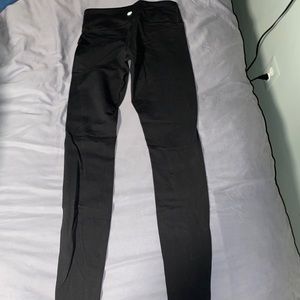Lululemon Wunder Under leggings